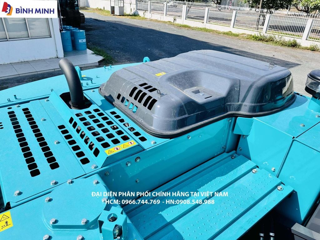 MÁY XÚC ĐÀO KOBELCO SK200-10
