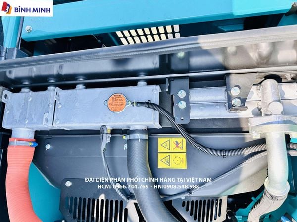  MÁY ĐÀO BÁNH XÍCH KOBELCO SK200-10 