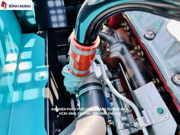  MÁY ĐÀO BÁNH XÍCH KOBELCO SK200-10 