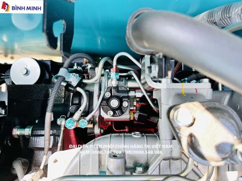 MÁY XÚC ĐÀO KOBELCO SK200-10