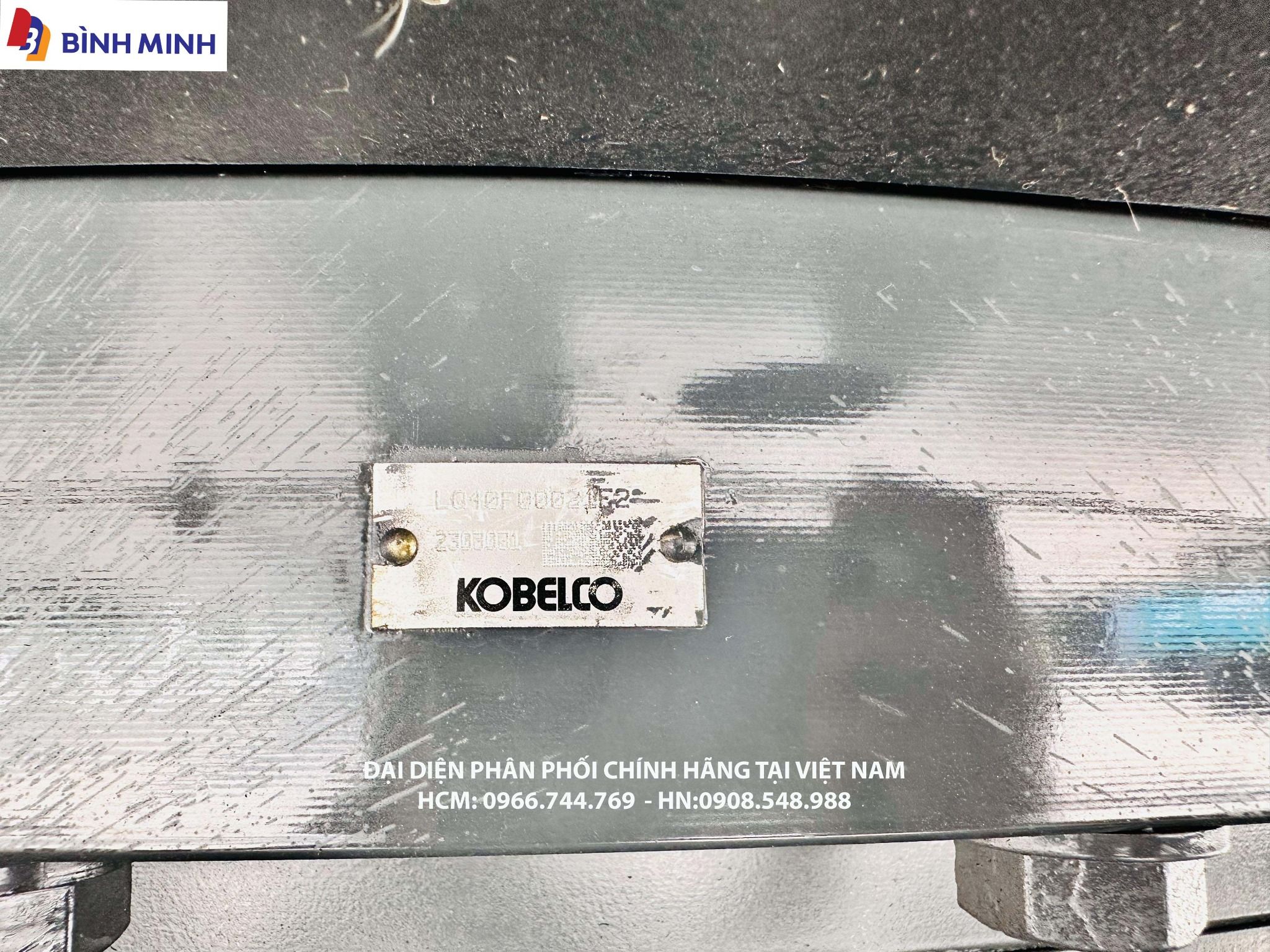  MÁY ĐÀO BÁNH XÍCH KOBELCO SK250-10 