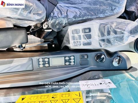 MÁY ĐÀO BÁNH XÍCH KOBELCO SK250-10