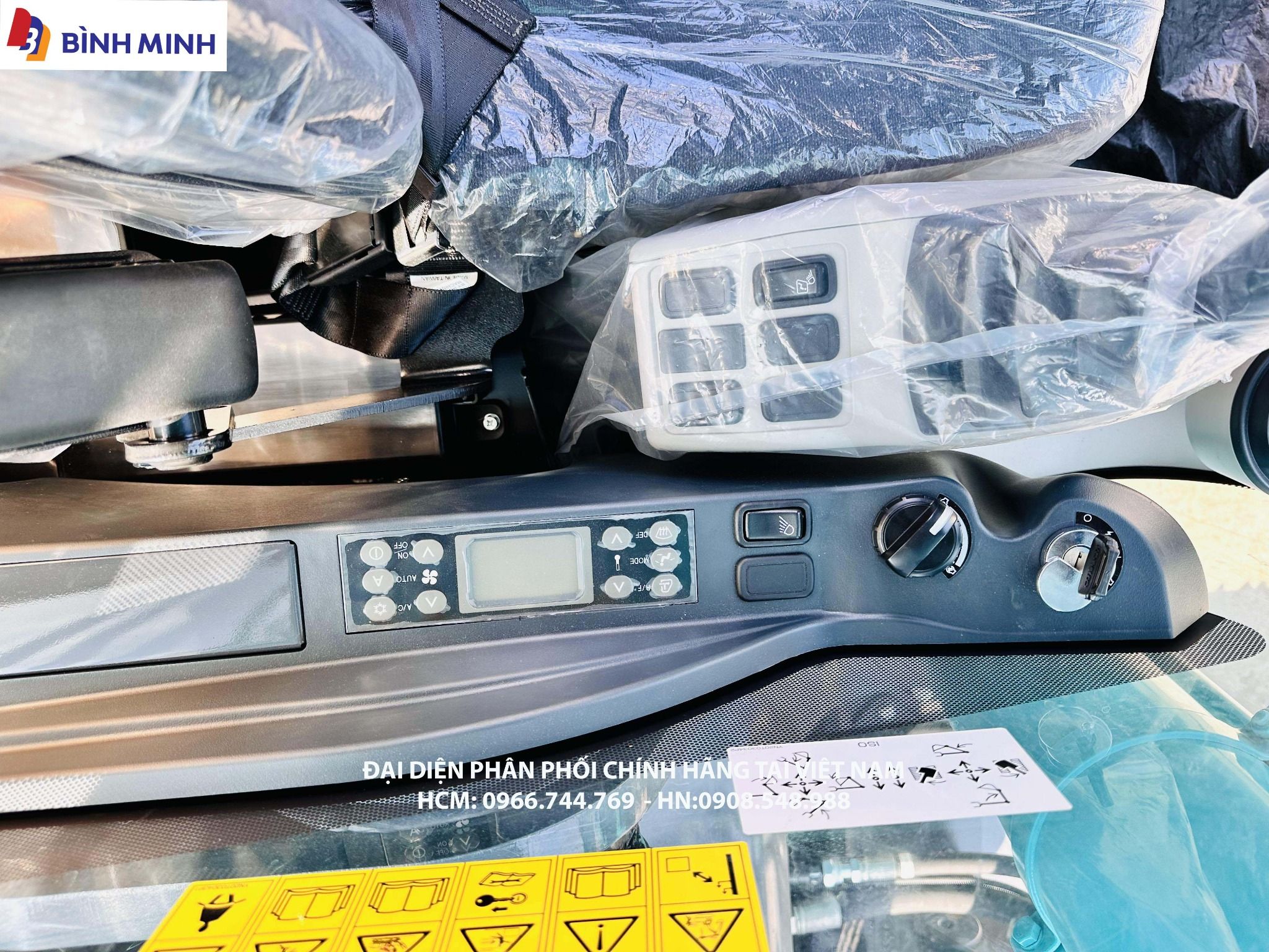  MÁY ĐÀO BÁNH XÍCH KOBELCO SK250-10 