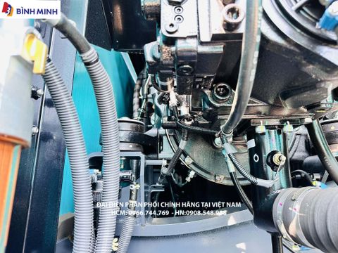 MÁY ĐÀO BÁNH XÍCH KOBELCO SK250-10