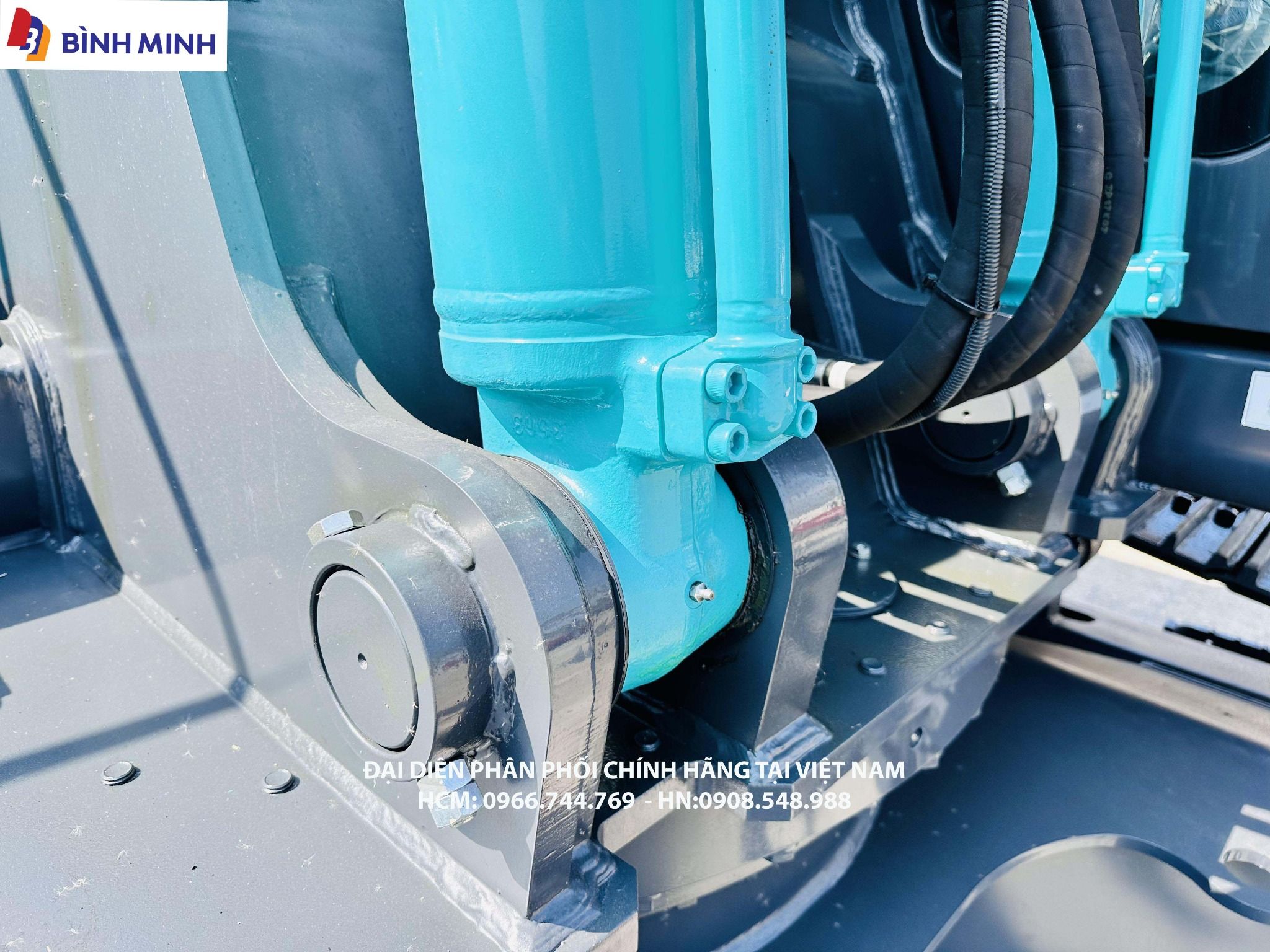  MÁY ĐÀO BÁNH XÍCH KOBELCO SK250-10 