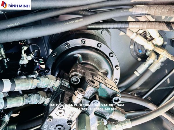  MÁY ĐÀO BÁNH XÍCH KOBELCO SK250-10 