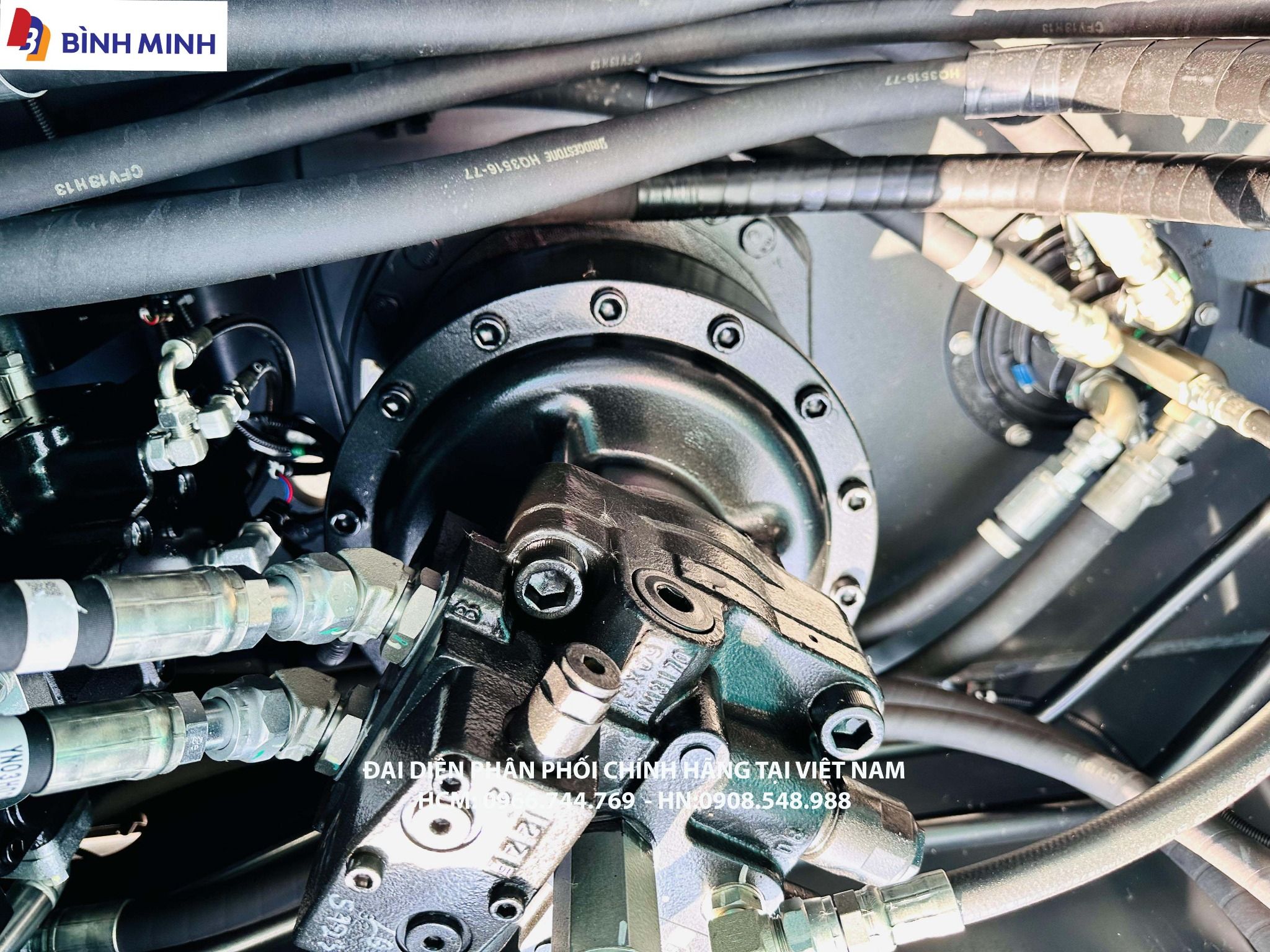  MÁY ĐÀO BÁNH XÍCH KOBELCO SK250-10 