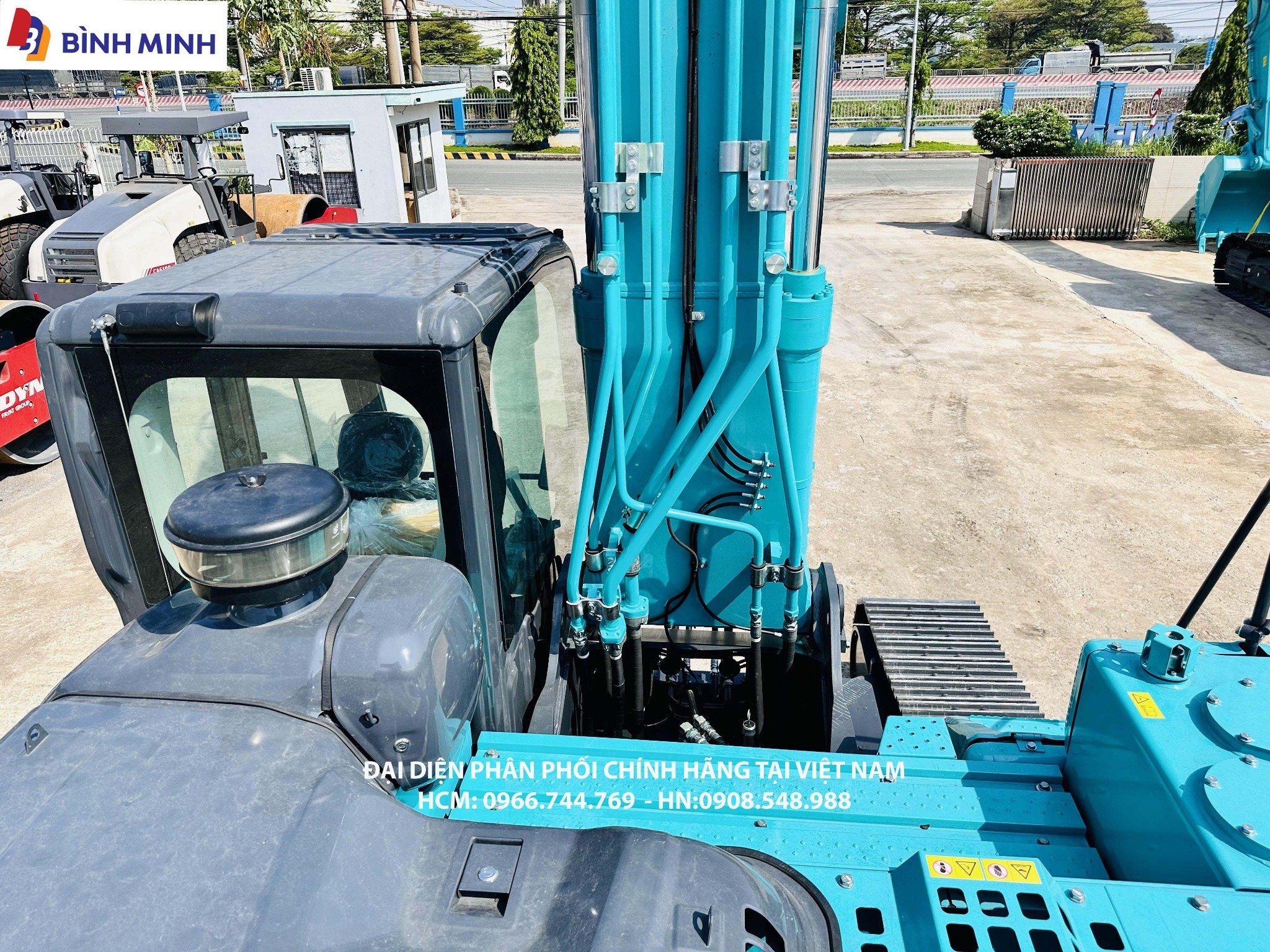  MÁY ĐÀO BÁNH XÍCH KOBELCO SK250-10 