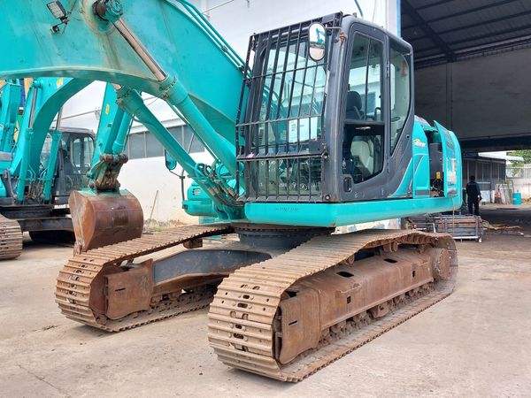  MÁY ĐÀO BÁNH XÍCH KOBELCO SK200-9 - 2014 