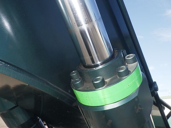  MÁY ĐÀO BÁNH LỐP KOBELCO SK125W-3 - 2008 