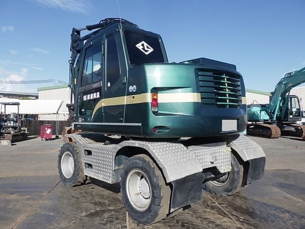  MÁY ĐÀO BÁNH LỐP KOBELCO SK125W-3 - 2008 