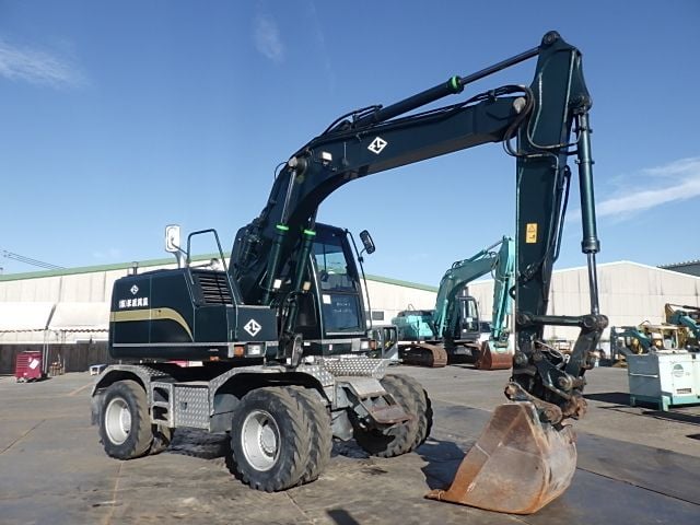 MÁY ĐÀO BÁNH LỐP KOBELCO SK125W-3 - 2008