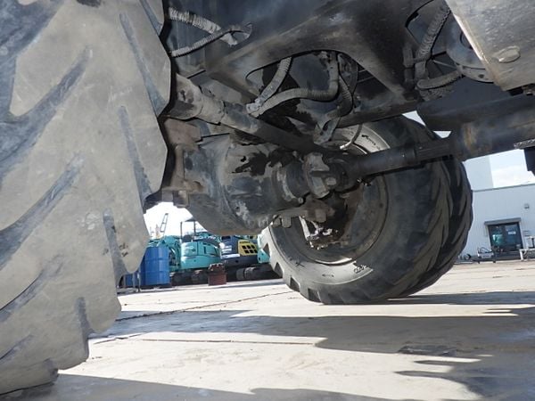  MÁY ĐÀO BÁNH LỐP KOBELCO SK125W-3 - 2008 