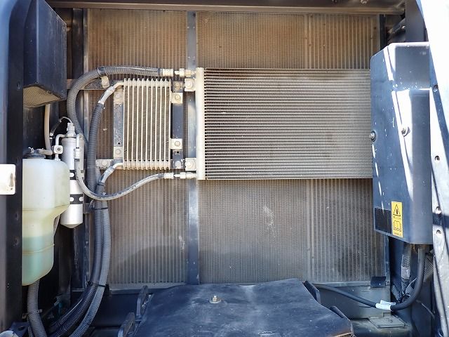  MÁY ĐÀO BÁNH XÍCH KOBELCO SK200-9 - 2015 