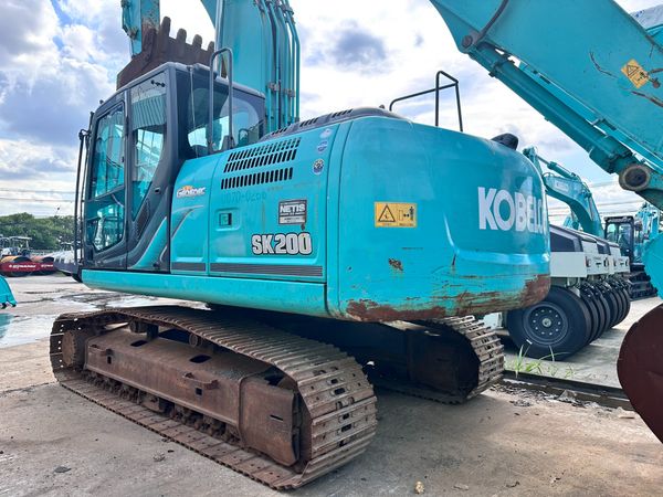  MÁY ĐÀO BÁNH XÍCH KOBELCO SK200-9 - 2014 