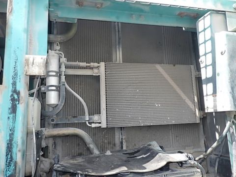 Máy xúc đào SK200-8 cũ - Sản xuất 2013 (4888 giờ)