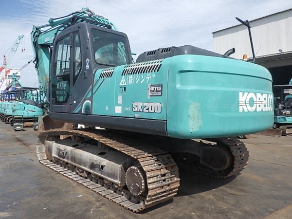  MÁY ĐÀO BÁNH XÍCH KOBELCO SK200-8 - 2013 