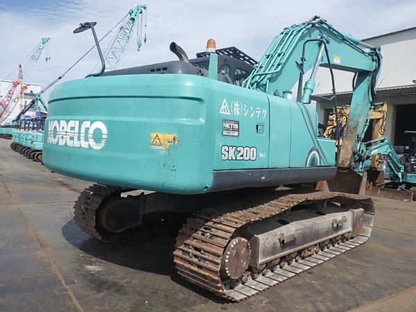  MÁY ĐÀO BÁNH XÍCH KOBELCO SK200-8 - 2013 