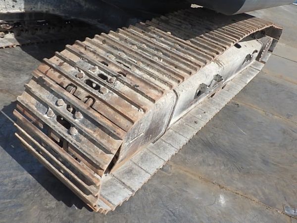  MÁY ĐÀO BÁNH XÍCH KOBELCO SK200-8 - 2013 