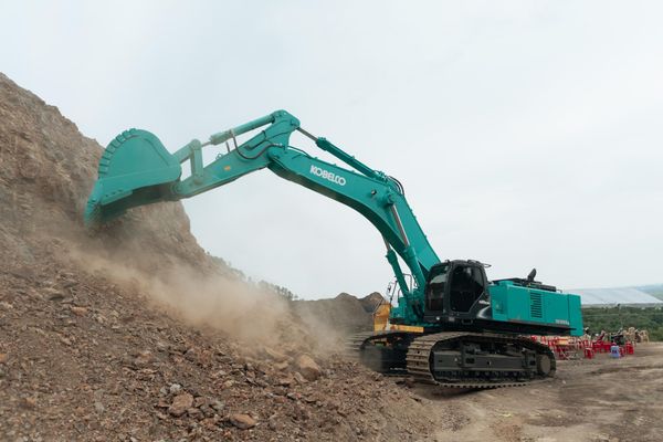  MÁY ĐÀO BÁNH XÍCH KOBELCO SK850LC-8 