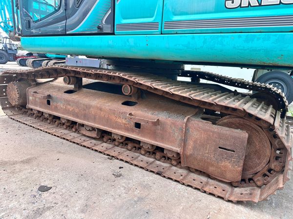  MÁY ĐÀO BÁNH XÍCH KOBELCO SK200-9 - 2014 