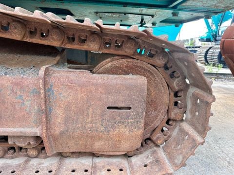 Máy xúc đào Kobelco SK200-9 Năm sx 2014 7xxx giờ