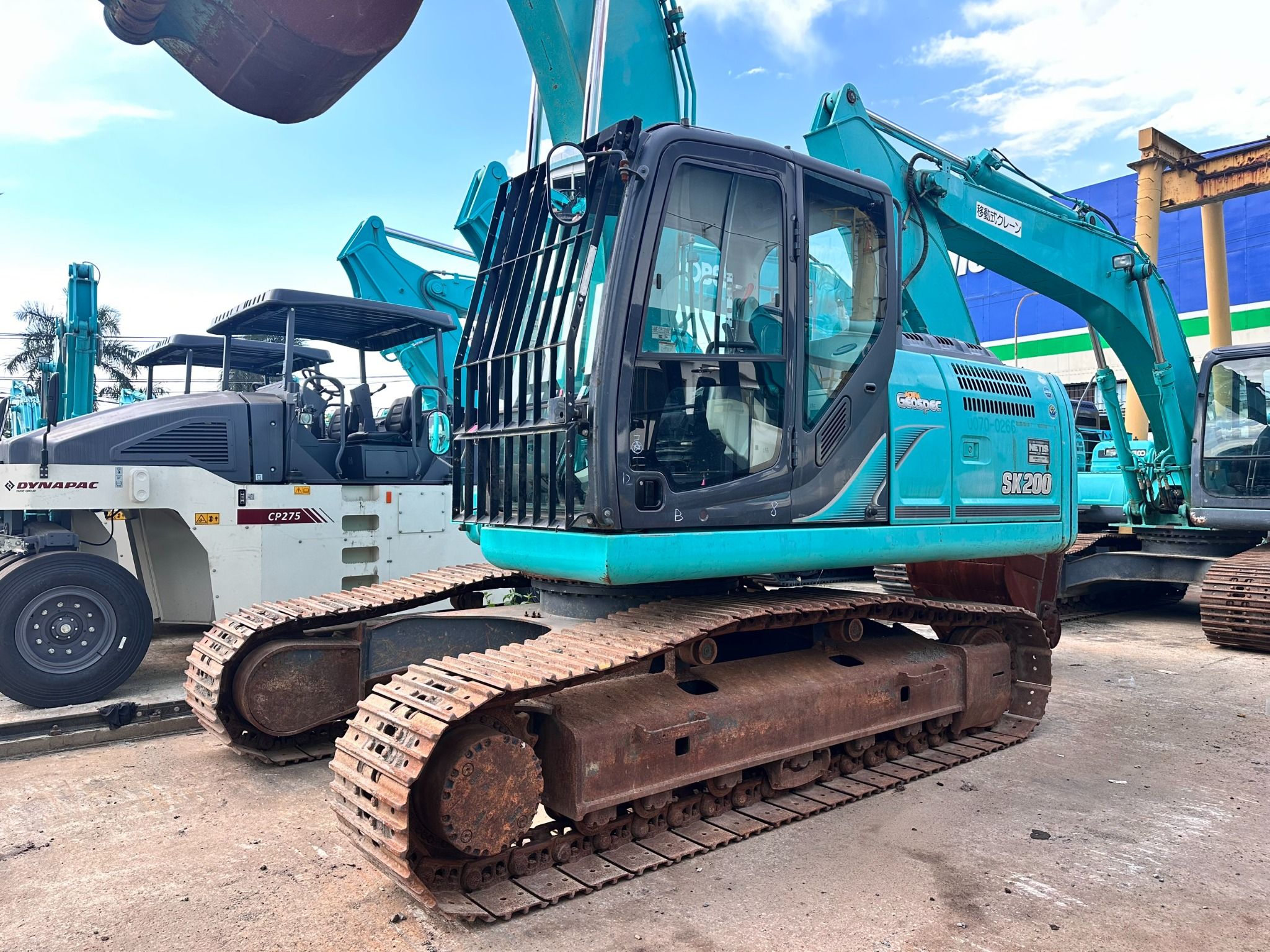  MÁY ĐÀO BÁNH XÍCH KOBELCO SK200-9 - 2014 