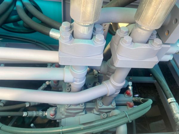  CẨU BÁNH XÍCH KOBELCO BMS800 