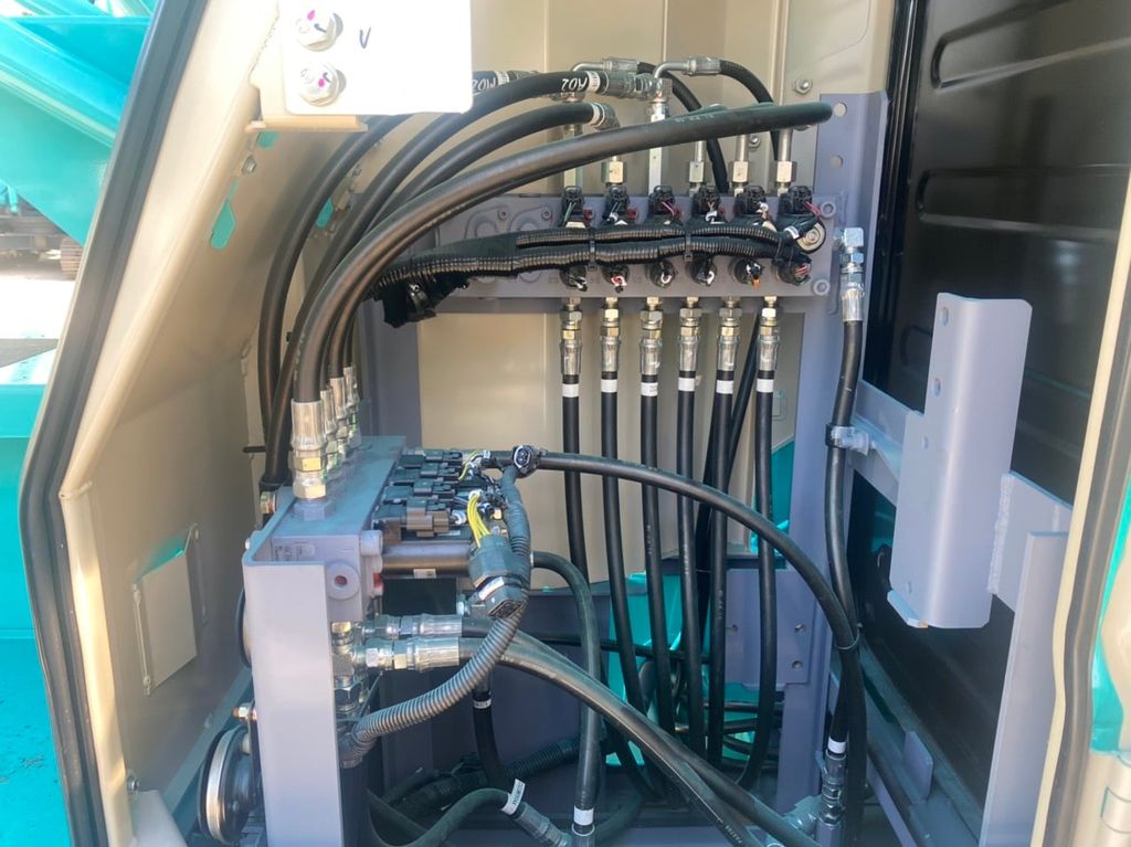 CẨU BÁNH XÍCH KOBELCO BMS800