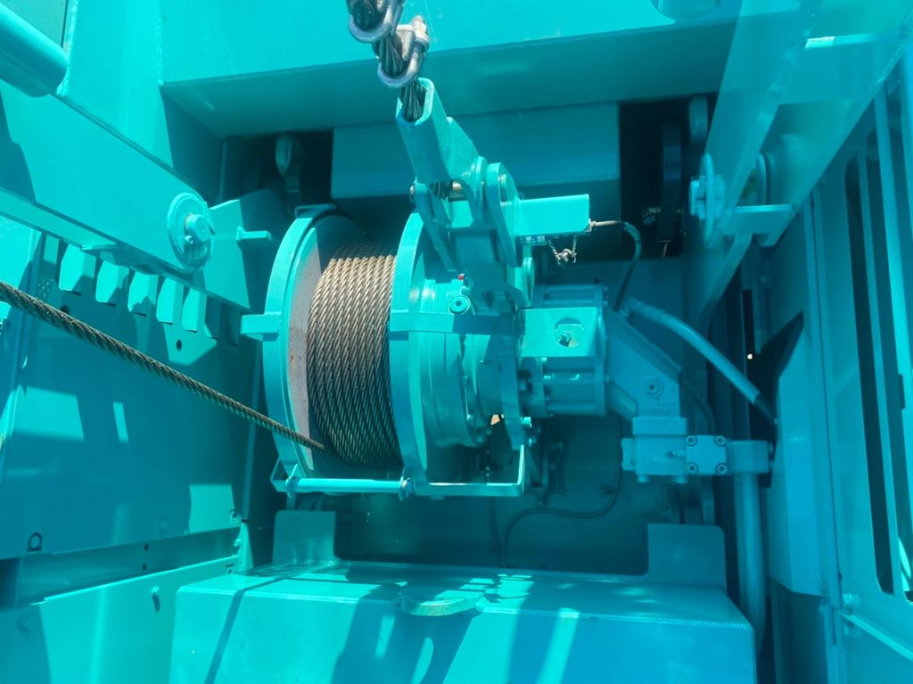 CẨU BÁNH XÍCH KOBELCO BMS800