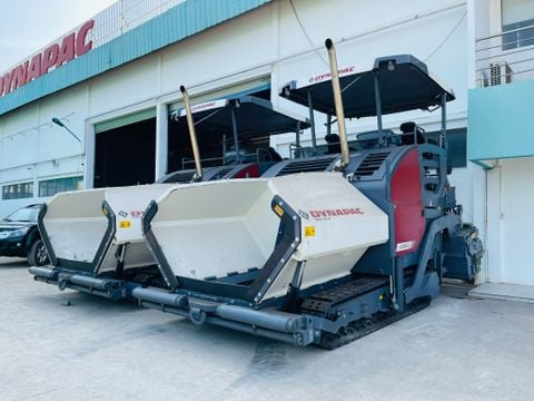 MÁY RẢI THẢM DYNAPAC SD2500CS