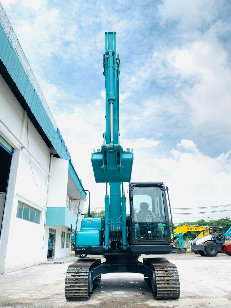 MÁY XÚC ĐÀO KOBELCO SK130-10