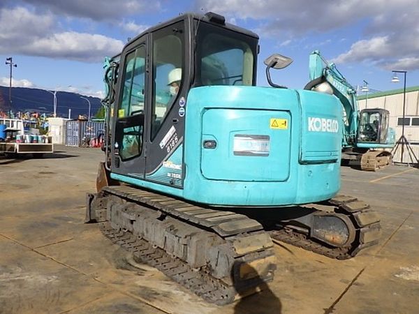  MÁY ĐÀO BÁNH XÍCH KOBELCO SK75SR-3 - 2013 
