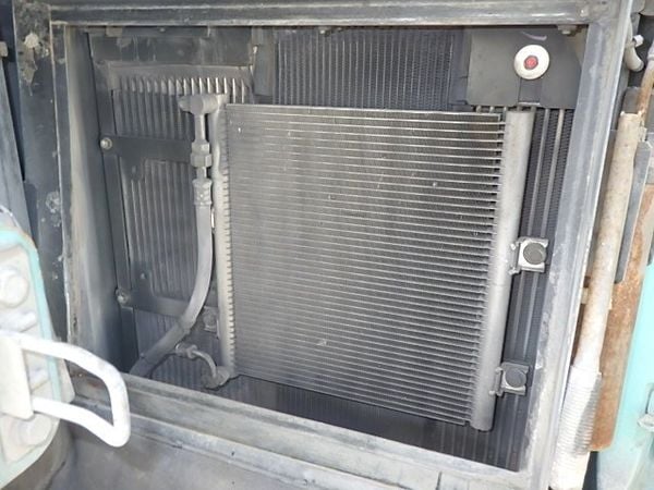  MÁY ĐÀO BÁNH XÍCH KOBELCO SK75SR-3 - 2013 