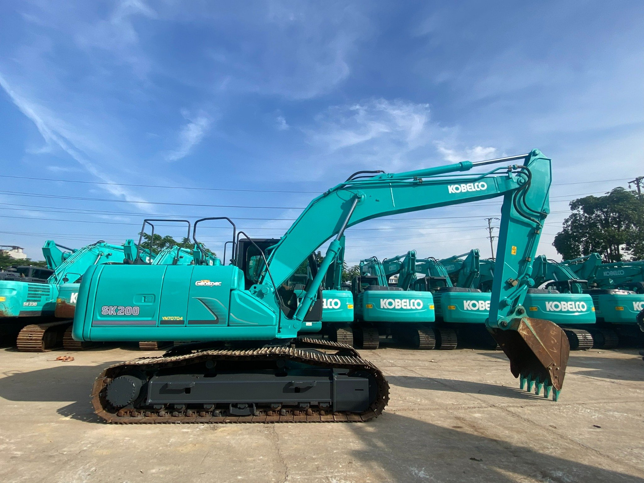Máy Xúc Kobelco SK200-8, máy đào kobe 07
