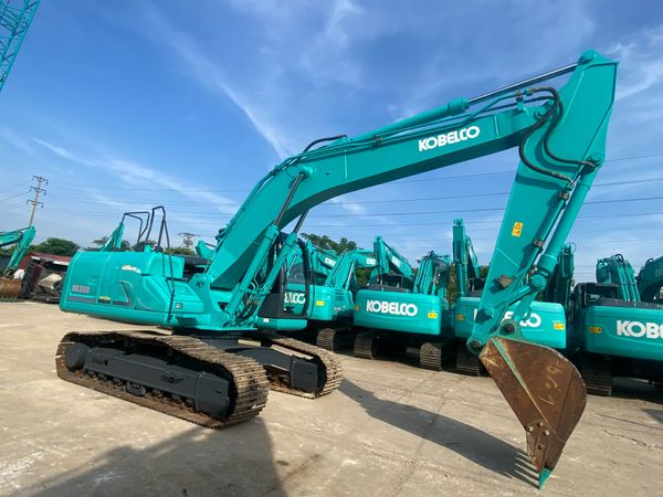  MÁY ĐÀO BÁNH XÍCH KOBELCO SK200-9 - 2014 