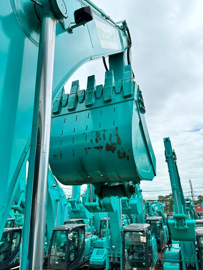 MÁY ĐÀO BÁNH XÍCH KOBELCO SK330-10 - 2018
