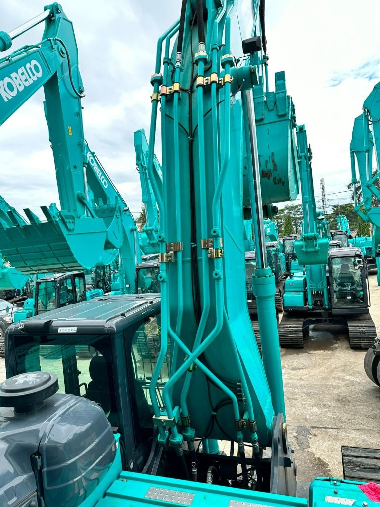 MÁY ĐÀO BÁNH XÍCH KOBELCO SK330-10 - 2018