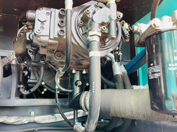  MÁY ĐÀO BÁNH XÍCH KOBELCO SK330-10 - 2018 