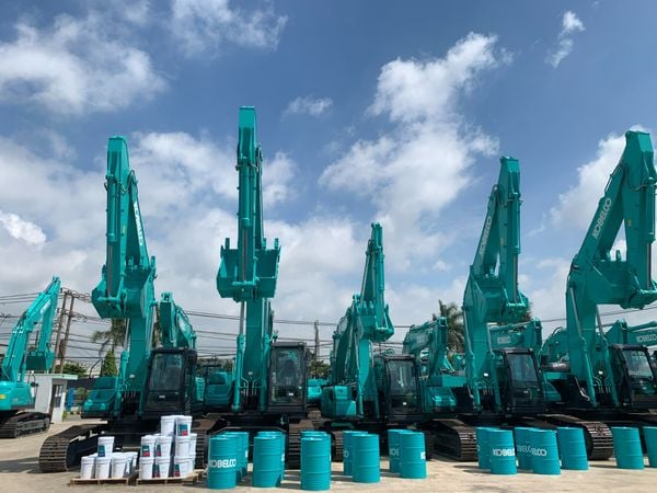  NHỚT MÁY KOBELCO 15W-40 CHÍNH HÃNG 