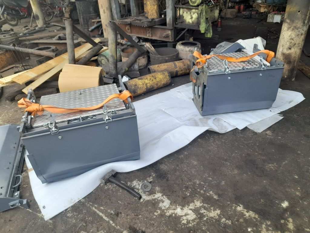 BÀN ĐẦM DYNAPAC V6000TVE CHÍNH HÃNG