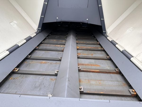  MÁY RẢI THẢM DYNAPAC SD2500CS 