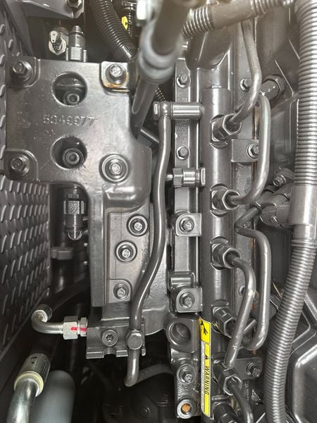  MÁY RẢI THẢM DYNAPAC SD2500CS 