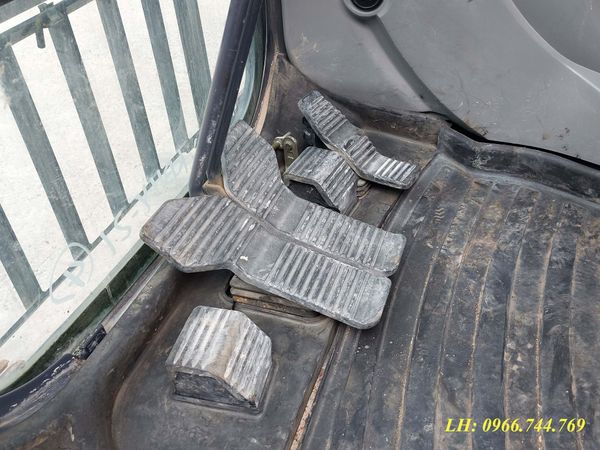  MÁY ĐÀO BÁNH XÍCH KOBELCO SK210D-8 - 2012 