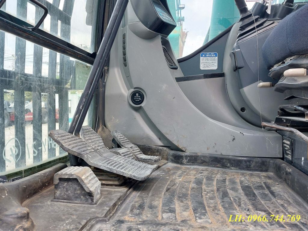 MÁY ĐÀO BÁNH XÍCH KOBELCO SK210D-8 - 2012