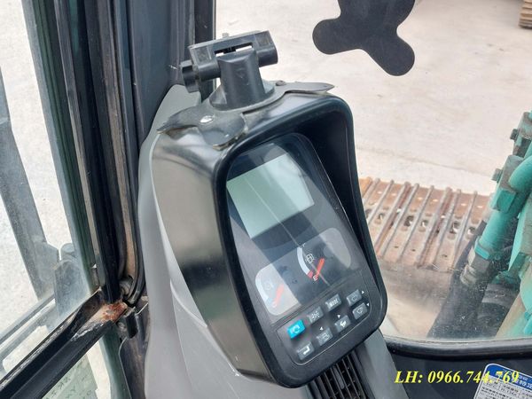  MÁY ĐÀO BÁNH XÍCH KOBELCO SK210D-8 - 2012 