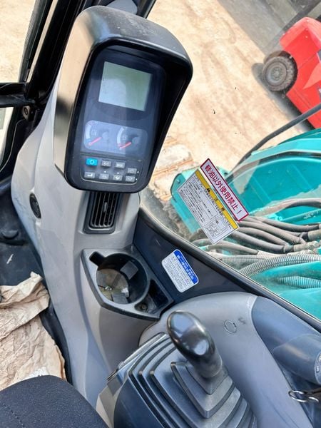  MÁY ĐÀO BÁNH XÍCH KOBELCO SK135SR-2 - 2008 