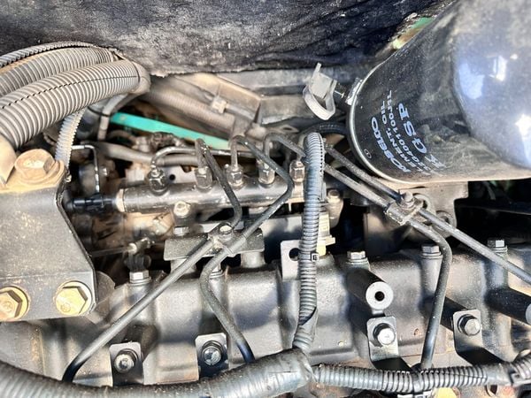  MÁY ĐÀO BÁNH XÍCH KOBELCO SK135SR-2 - 2008 