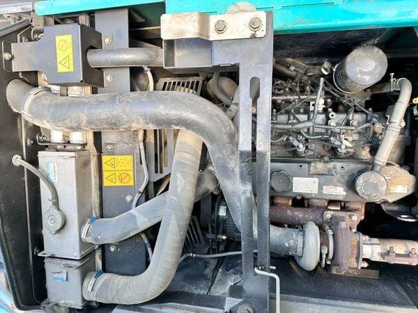  MÁY ĐÀO BÁNH XÍCH KOBELCO SK135SR-2 - 2008 