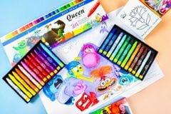 (Mẫu Mới) Bút sáp màu Queen (Nữ Hoàng) - Hộp giấy 12 màu/18 màu/24 màu - Tặng 1 ảnh hoạt hình & Giấy Tô Màu